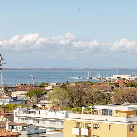La Terrazza Sul Mare With Parking Appartement Lignano Sabbiadoro