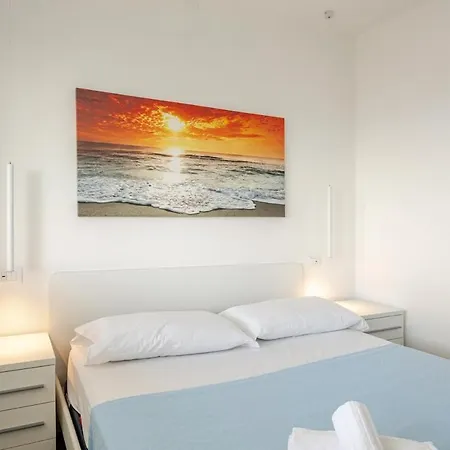 La Terrazza Sul Mare With Parking Apartmán *